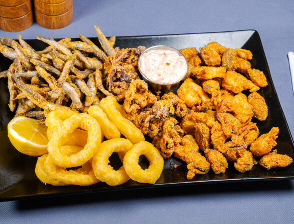 PEȘTE - OALA CU MÂNCARE